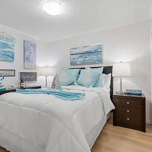  Holiday home Fun-n-sun With Spectacular Ocean Views